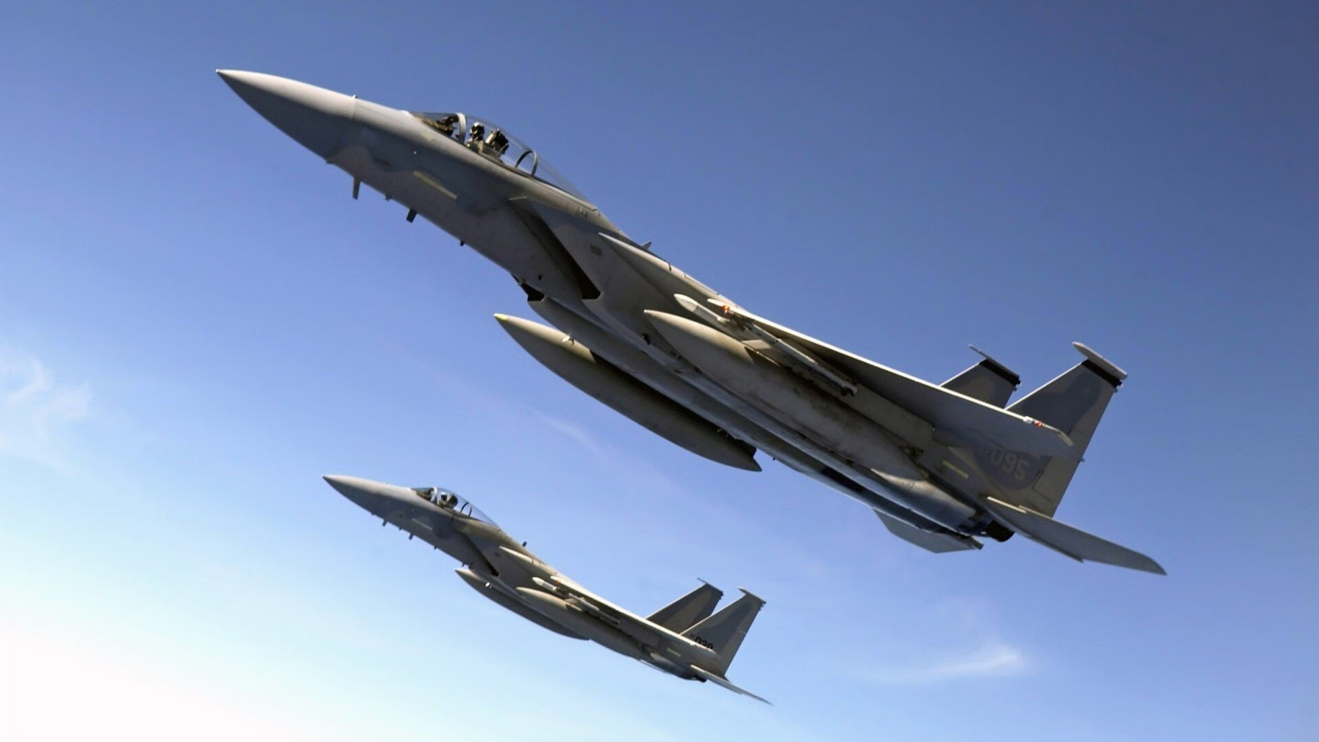 “中超联赛观众席座无虚席,足球魅力不断扩大”,中超观众人数限制