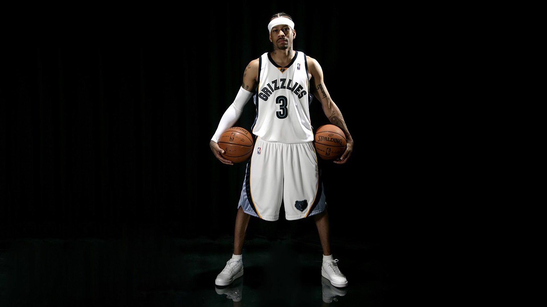 “赛场花絮：运动员的场下趣味生活”，比赛场上的运动员